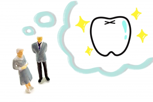綺麗な歯を思うシニアの夫婦・高齢者の歯科
