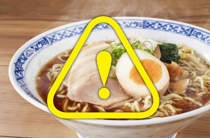 飲食を控える　イメージ画像