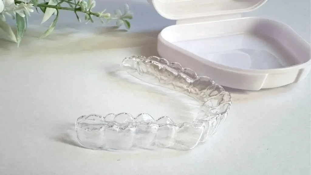 マウスピースとケース